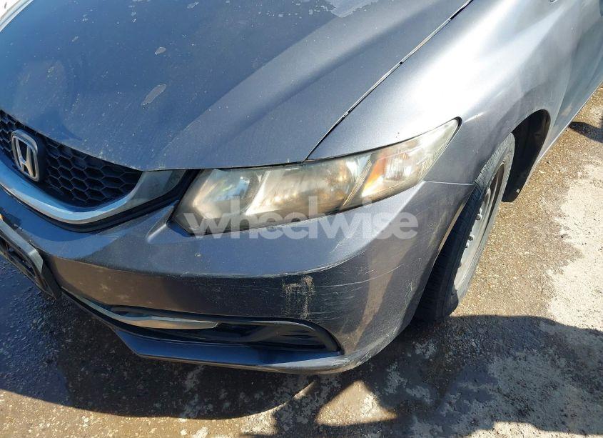 Photo 6 of 2015 Honda Civic LX (VIN 19XFB2F52FE010998)