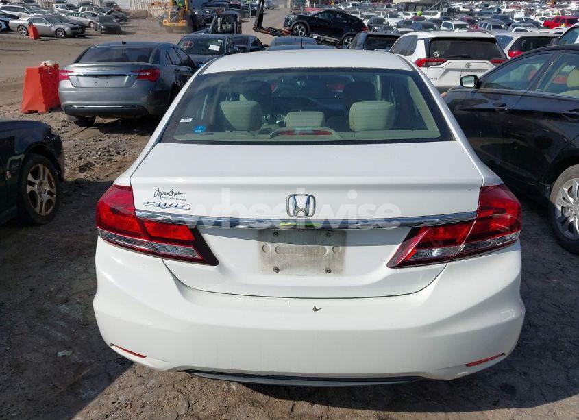 Photo 16 of 2015 Honda Civic LX (VIN 19XFB2F52FE035450)