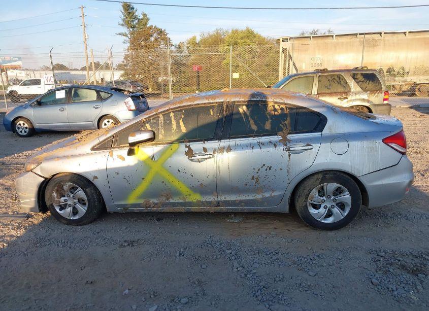 Photo 13 of 2015 Honda Civic LX (VIN 19XFB2F52FE059912)