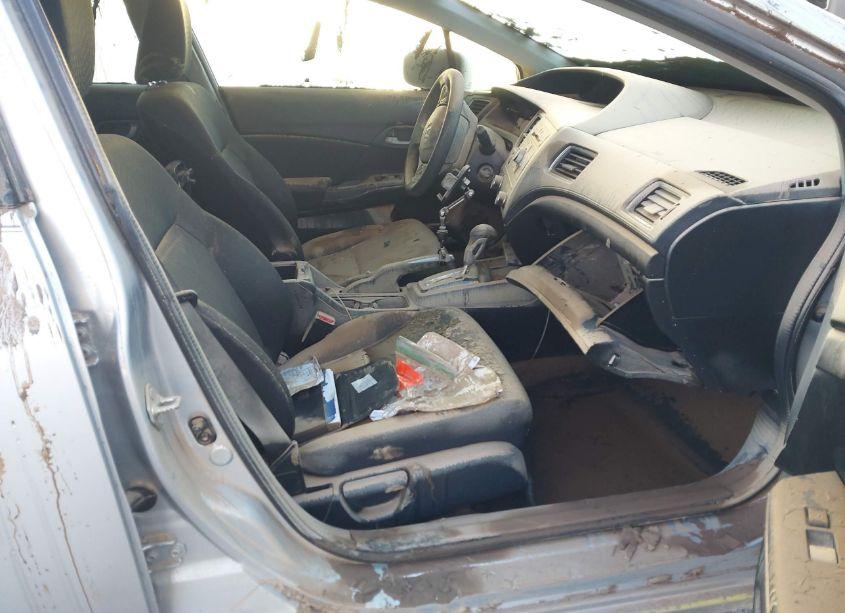 Photo 5 of 2015 Honda Civic LX (VIN 19XFB2F52FE059912)