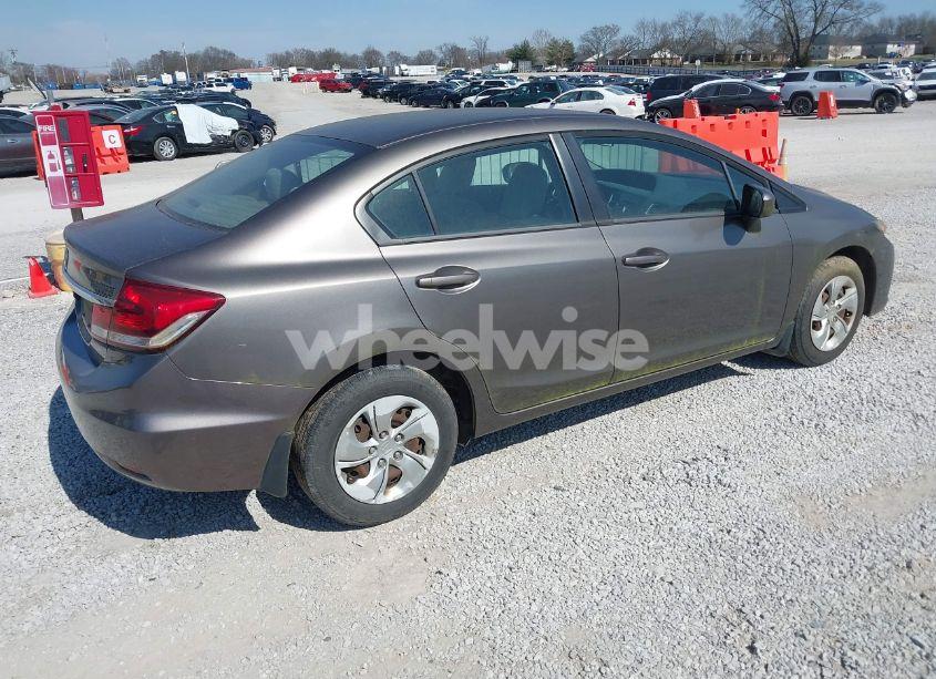 Photo 4 of 2015 Honda Civic LX (VIN 19XFB2F52FE065791)