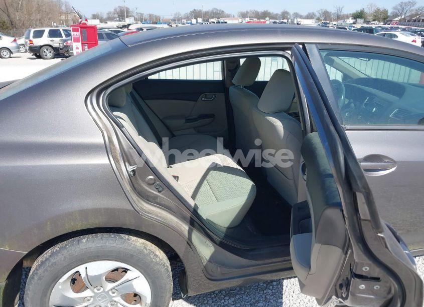 Photo 8 of 2015 Honda Civic LX (VIN 19XFB2F52FE065791)