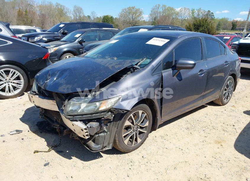 Photo 2 of 2015 Honda Civic LX (VIN 19XFB2F52FE103102)