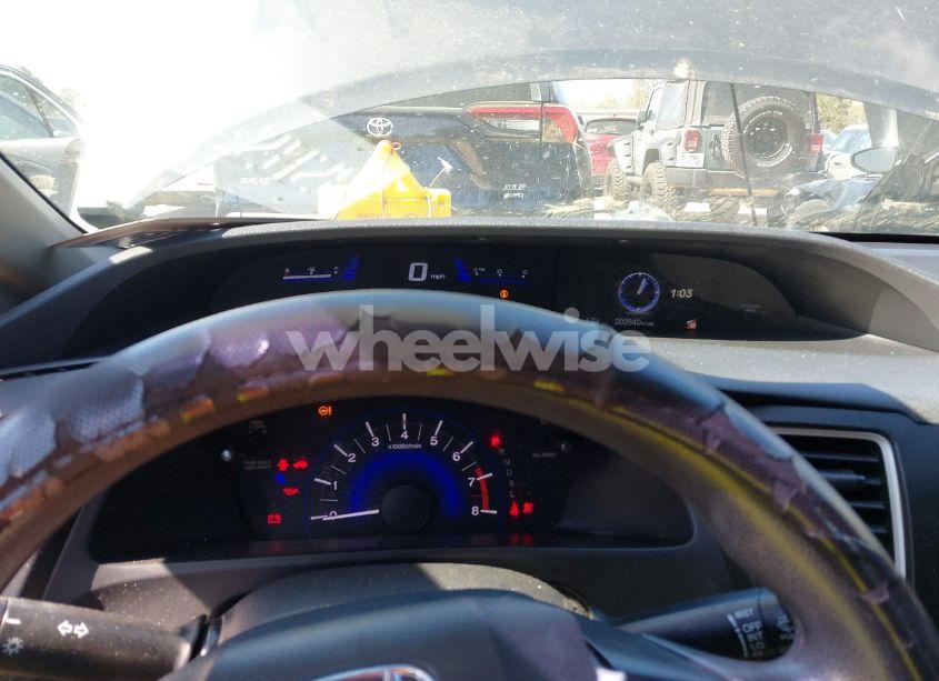 Photo 7 of 2015 Honda Civic LX (VIN 19XFB2F52FE103102)