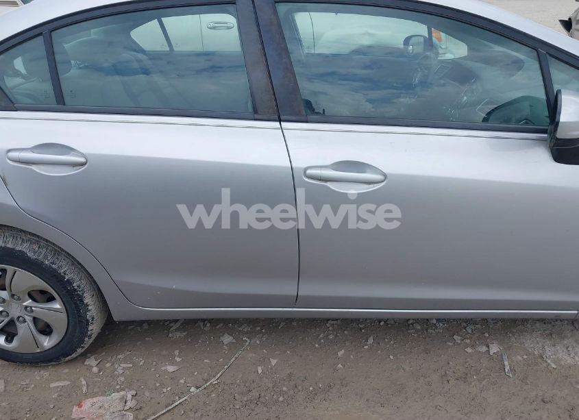 Photo 13 of 2015 Honda Civic LX (VIN 19XFB2F52FE116304)