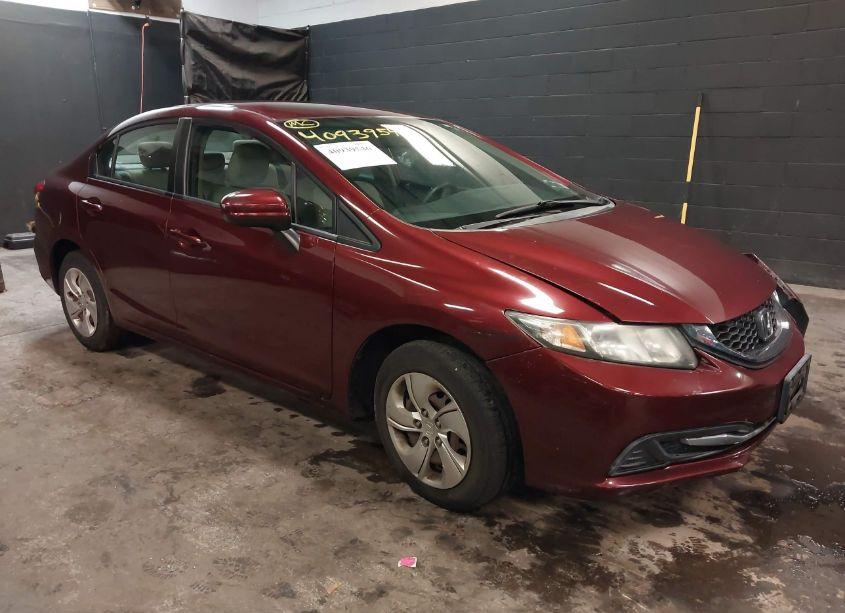 2015 Honda Civic LX (VIN 19XFB2F52FE200171) main photo