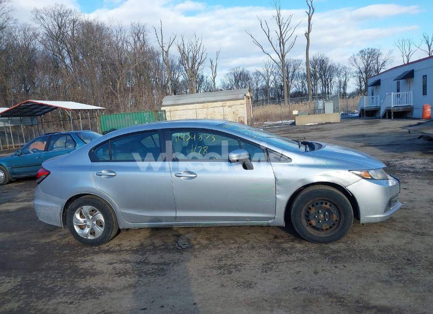 Photo 13 of 2015 Honda Civic LX (VIN 19XFB2F52FE217911)