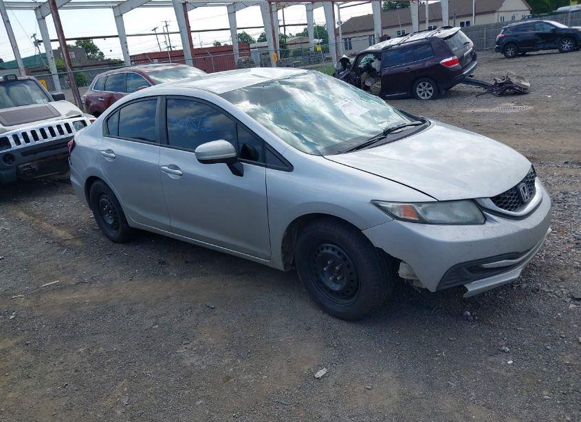 2015 Honda Civic LX (VIN 19XFB2F52FE272939) main photo