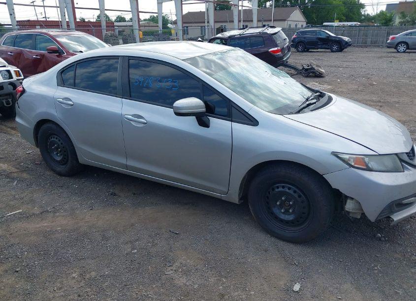 Photo 13 of 2015 Honda Civic LX (VIN 19XFB2F52FE272939)