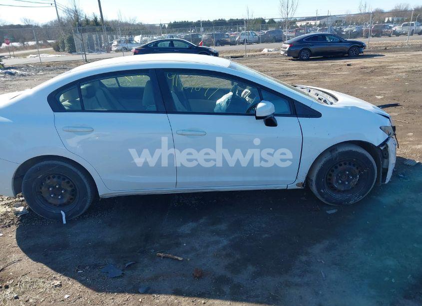 Photo 13 of 2015 Honda Civic LX (VIN 19XFB2F52FE281897)