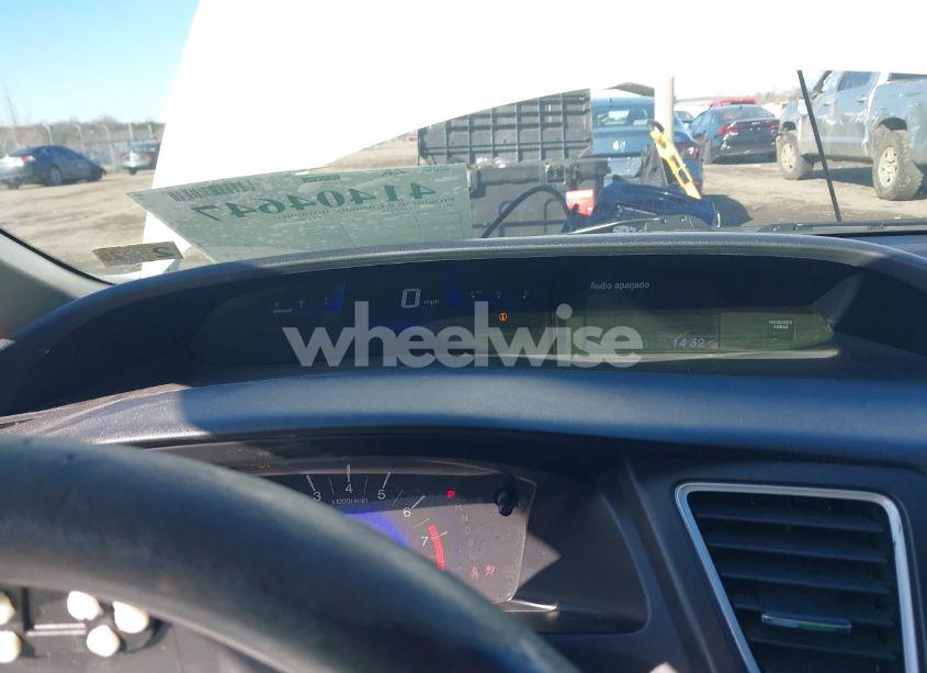 Photo 7 of 2015 Honda Civic LX (VIN 19XFB2F52FE281897)