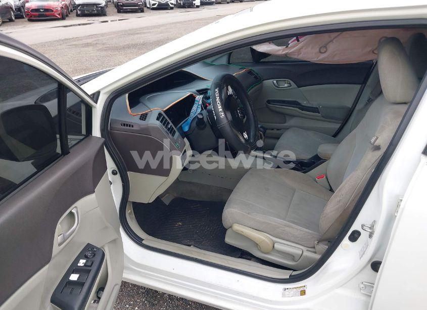 Photo 5 of 2012 Honda Civic LX (VIN 19XFB2F53CE002808)