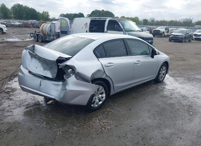 Photo 4 of 2012 Honda Civic LX (VIN 19XFB2F53CE055105)