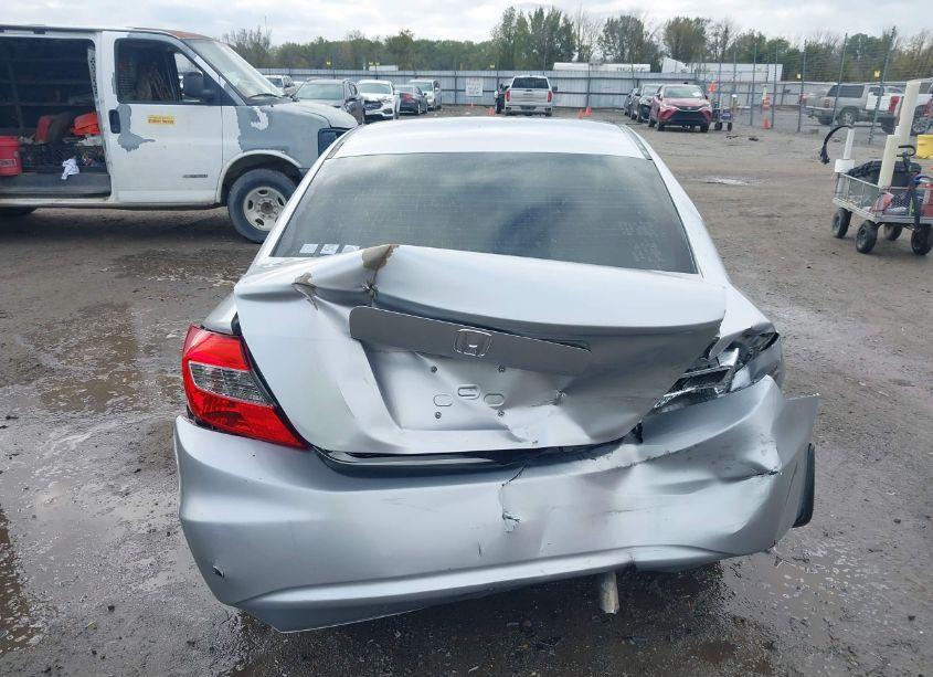 Photo 6 of 2012 Honda Civic LX (VIN 19XFB2F53CE055105)