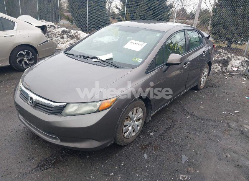 Photo 2 of 2012 Honda Civic LX (VIN 19XFB2F53CE081705)