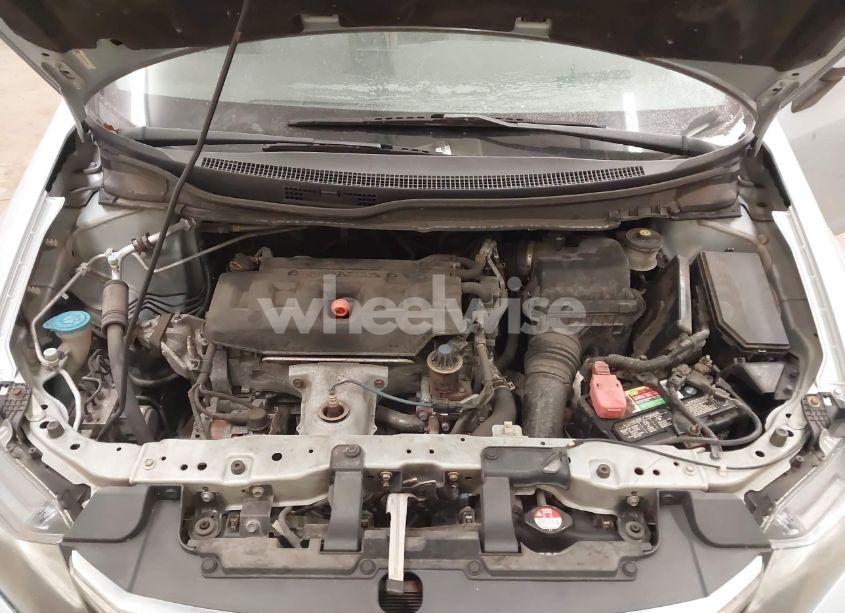 Photo 10 of 2012 Honda Civic SDN LX (VIN 19XFB2F53CE082739)