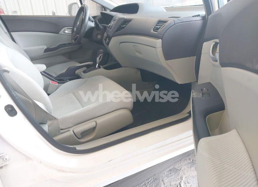 Photo 5 of 2012 Honda Civic LX (VIN 19XFB2F53CE086242)