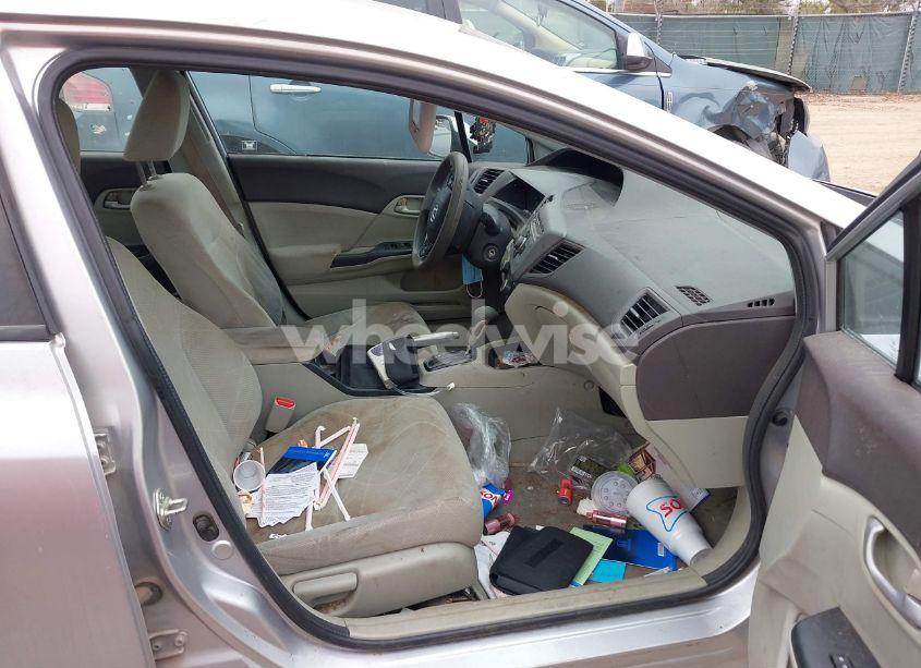 Photo 5 of 2012 Honda Civic LX (VIN 19XFB2F53CE091683)