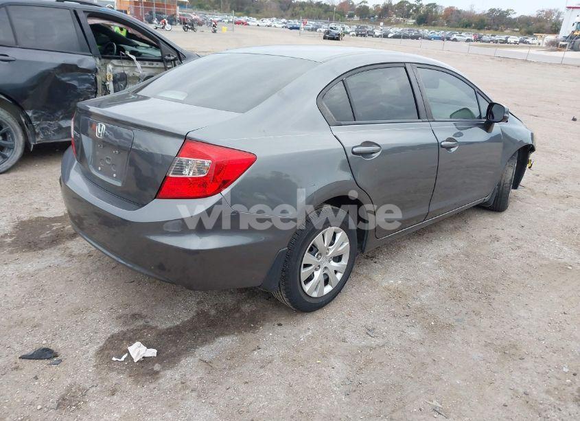 Photo 4 of 2012 Honda Civic SDN LX (VIN 19XFB2F53CE104125)