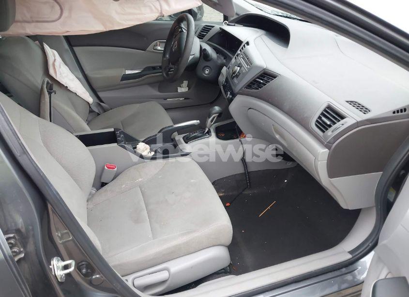 Photo 5 of 2012 Honda Civic SDN LX (VIN 19XFB2F53CE104125)