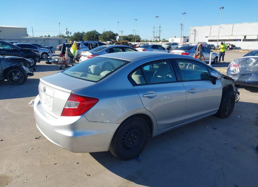 Photo 4 of 2012 Honda Civic LX (VIN 19XFB2F53CE323411)