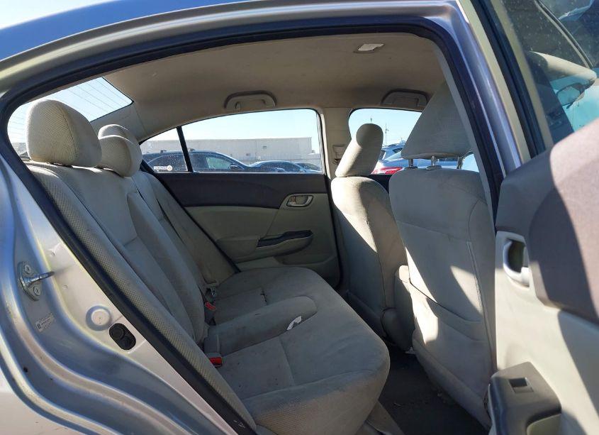 Photo 8 of 2012 Honda Civic LX (VIN 19XFB2F53CE323411)