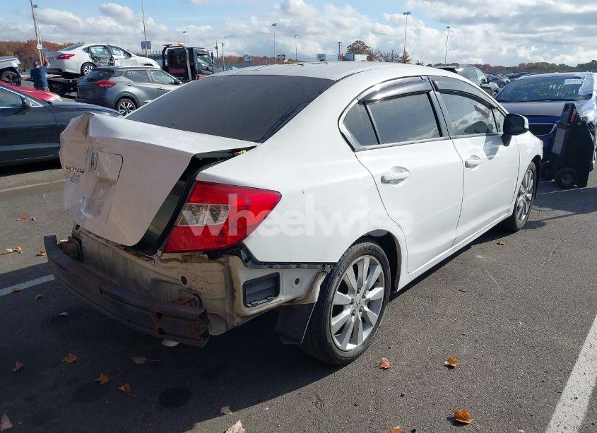 Photo 4 of 2012 Honda Civic LX (VIN 19XFB2F53CE334621)