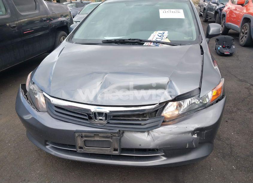 Photo 6 of 2012 Honda Civic LX (VIN 19XFB2F53CE353914)
