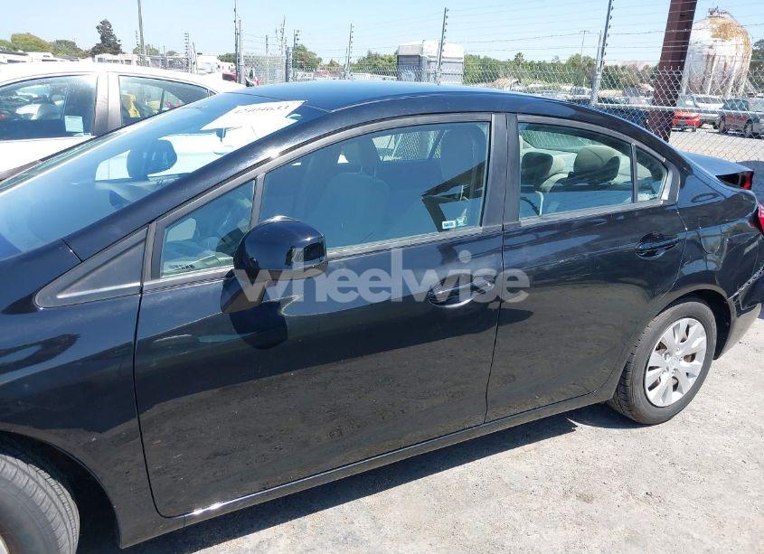 Photo 14 of 2012 Honda Civic LX (VIN 19XFB2F53CE368977)
