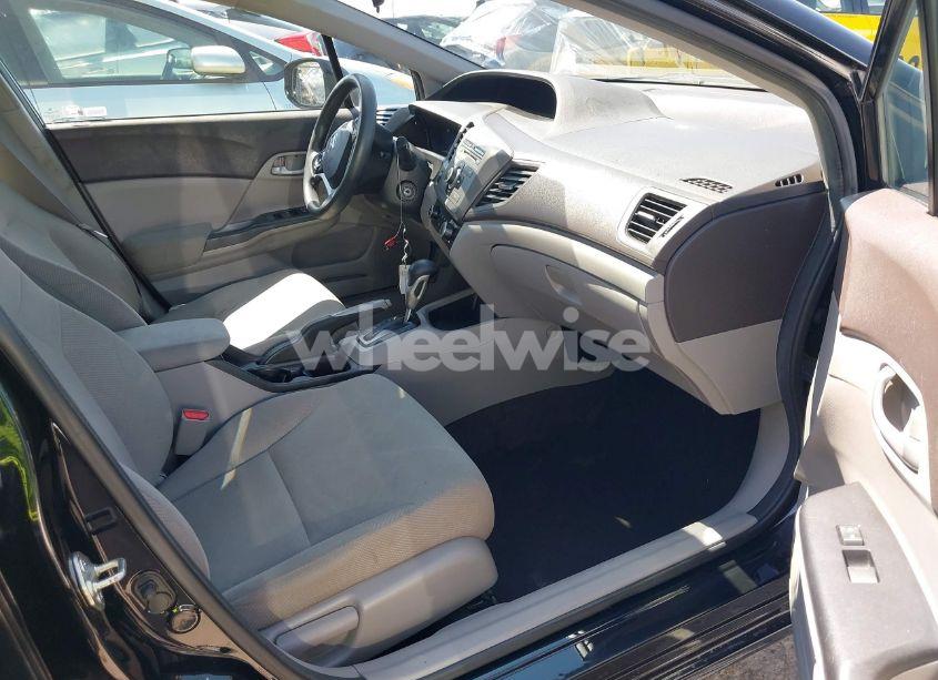 Photo 5 of 2012 Honda Civic LX (VIN 19XFB2F53CE368977)