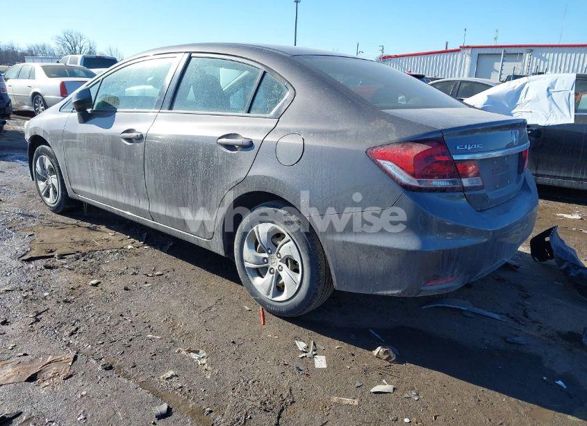 Photo 3 of 2013 Honda Civic LX (VIN 19XFB2F53DE003748)