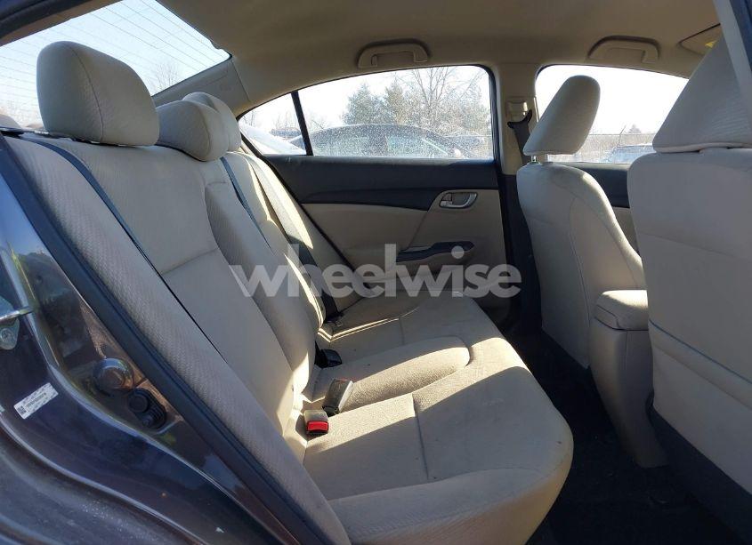 Photo 8 of 2013 Honda Civic LX (VIN 19XFB2F53DE003748)