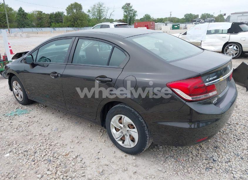 Photo 3 of 2013 Honda Civic LX (VIN 19XFB2F53DE015480)