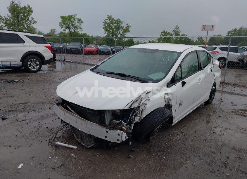 Photo 2 of 2013 Honda Civic LX (VIN 19XFB2F53DE019237)