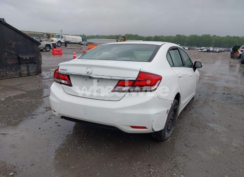 Photo 4 of 2013 Honda Civic LX (VIN 19XFB2F53DE019237)