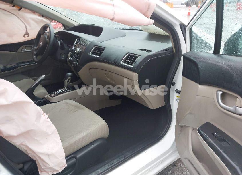 Photo 5 of 2013 Honda Civic LX (VIN 19XFB2F53DE019237)