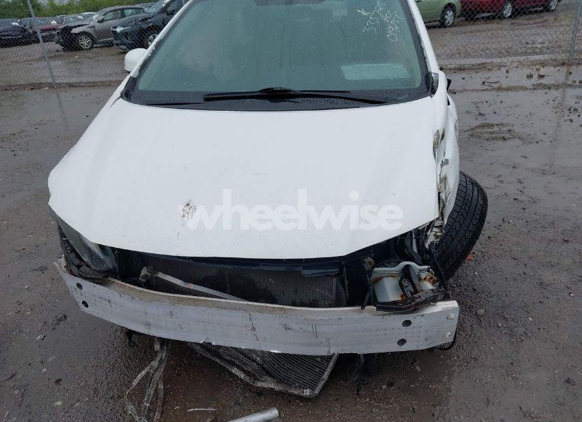 Photo 6 of 2013 Honda Civic LX (VIN 19XFB2F53DE019237)