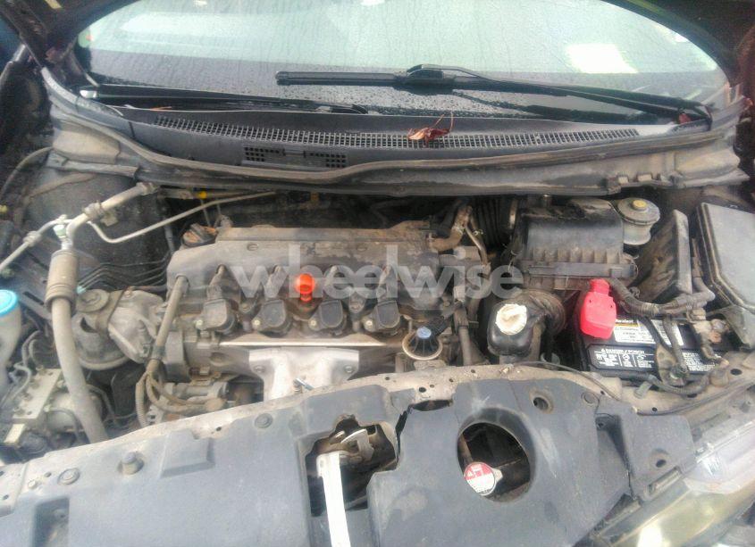 Photo 10 of 2013 Honda Civic LX (VIN 19XFB2F53DE031839)