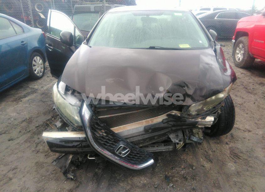 Photo 12 of 2013 Honda Civic LX (VIN 19XFB2F53DE031839)