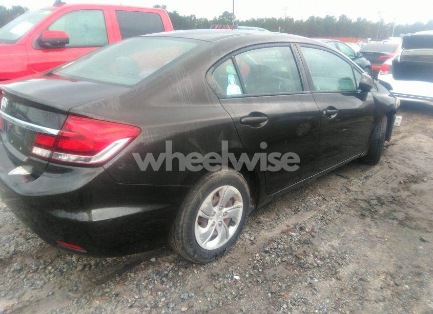 Photo 4 of 2013 Honda Civic LX (VIN 19XFB2F53DE031839)