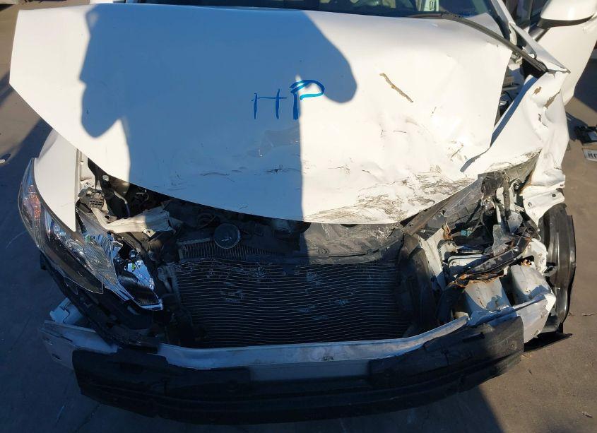 Photo 10 of 2013 Honda Civic LX (VIN 19XFB2F53DE035082)