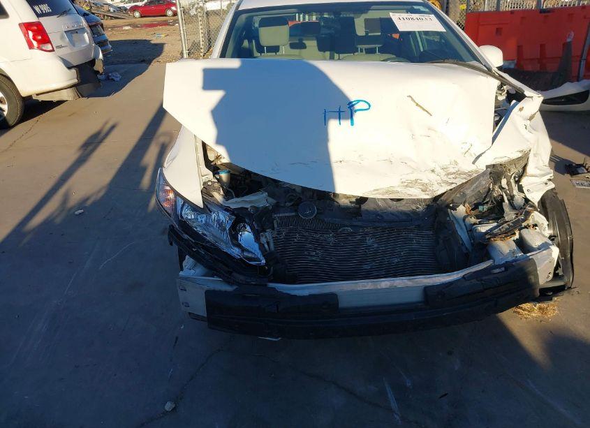 Photo 6 of 2013 Honda Civic LX (VIN 19XFB2F53DE035082)