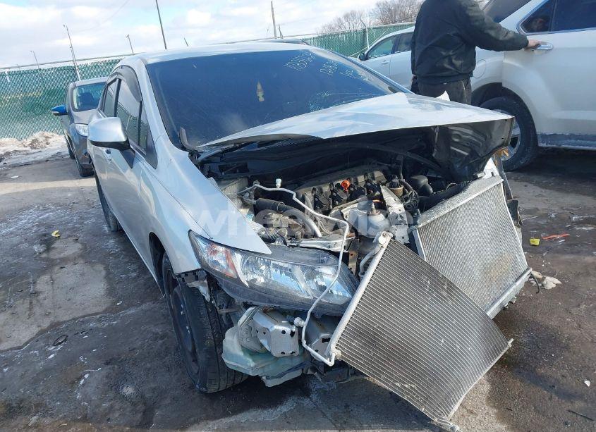 2013 Honda Civic LX (VIN 19XFB2F53DE043781) main photo