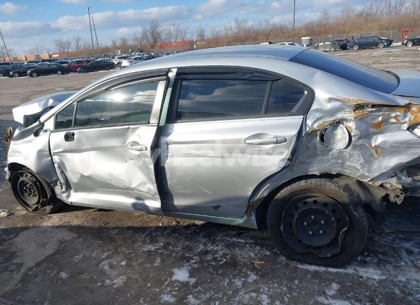 Photo 14 of 2013 Honda Civic LX (VIN 19XFB2F53DE043781)