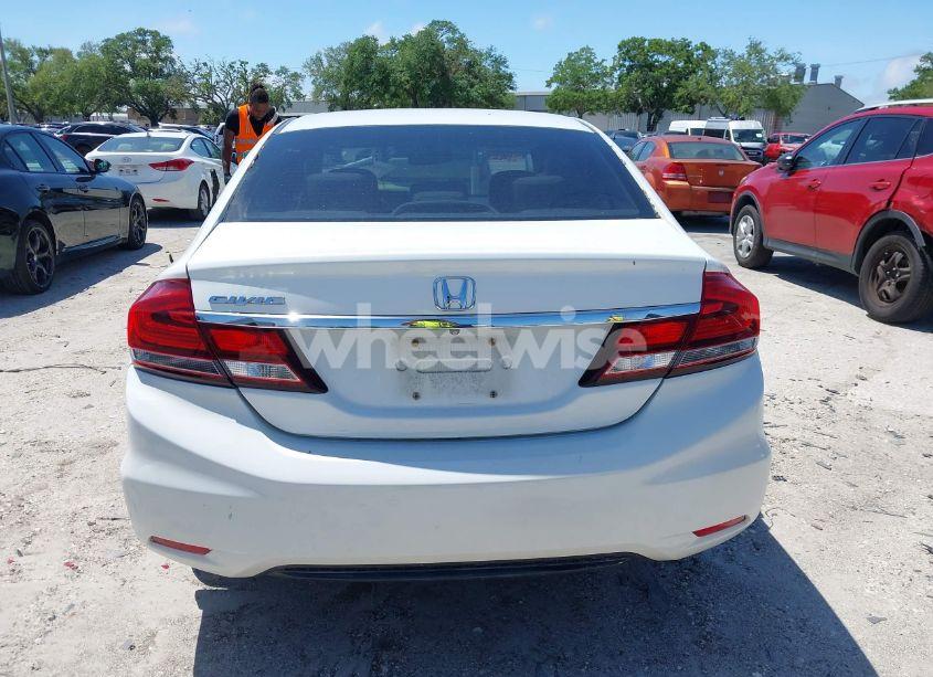 Photo 16 of 2013 Honda Civic LX (VIN 19XFB2F53DE065571)