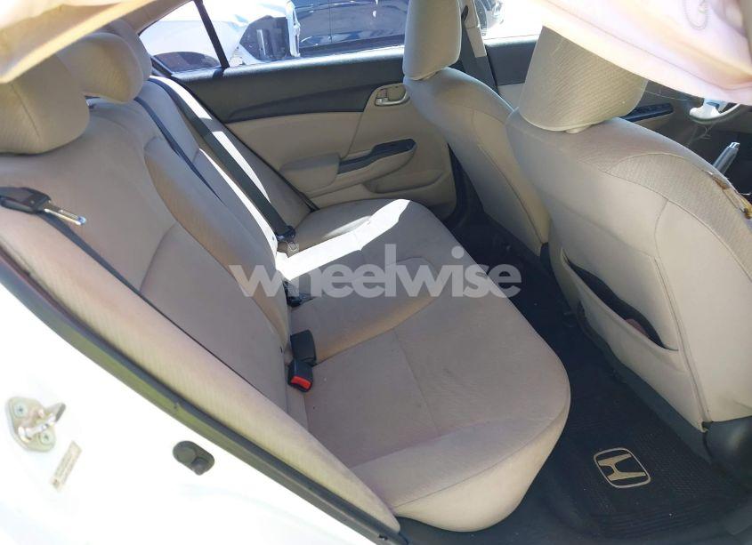 Photo 8 of 2013 Honda Civic LX (VIN 19XFB2F53DE065571)