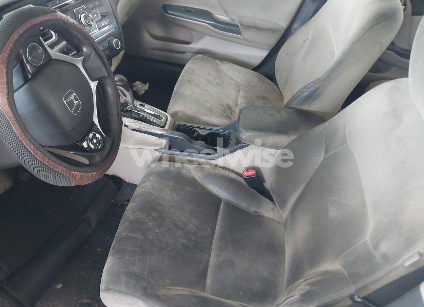 Photo 17 of 2013 Honda Civic LX (VIN 19XFB2F53DE069765)