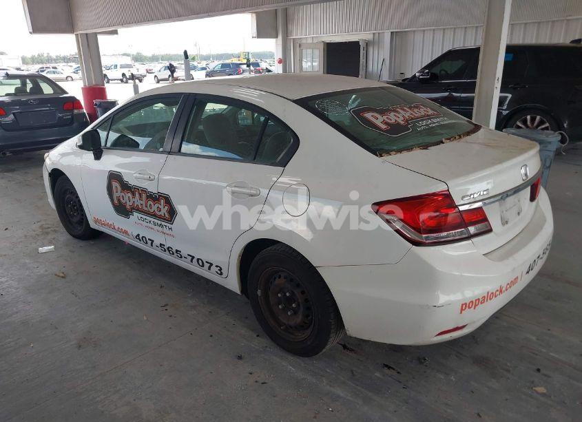 Photo 3 of 2013 Honda Civic LX (VIN 19XFB2F53DE069765)