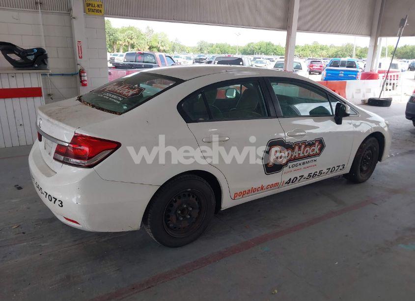 Photo 4 of 2013 Honda Civic LX (VIN 19XFB2F53DE069765)