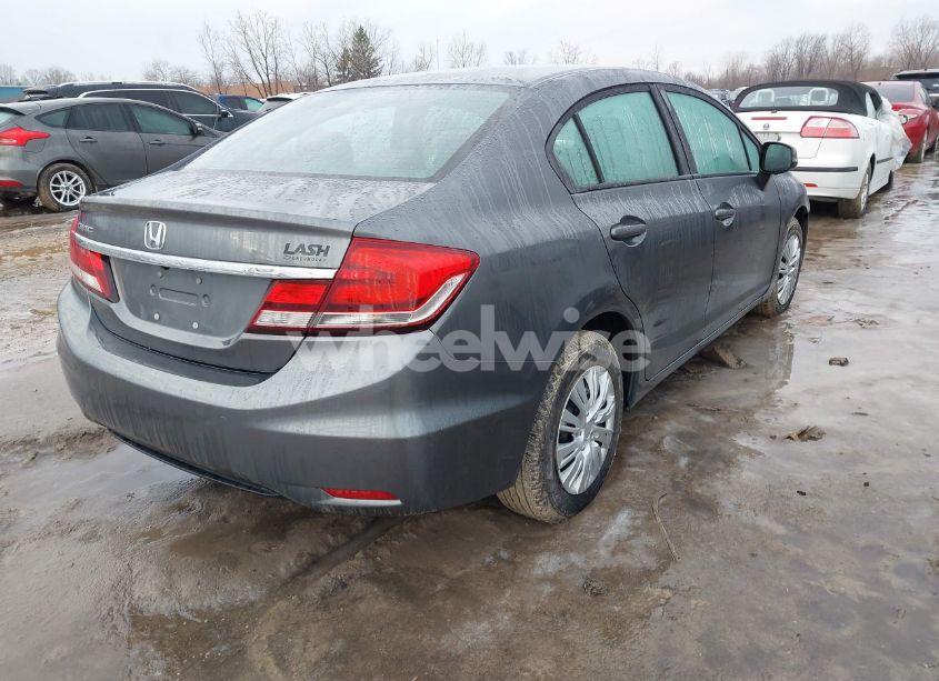 Photo 4 of 2013 Honda Civic LX (VIN 19XFB2F53DE092950)